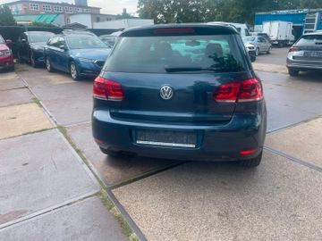 Volkswagen Golf - 5