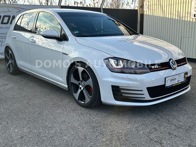 Volkswagen Golf VII Lim. GTI BMT/Oryxweiß Perlmutteffekt