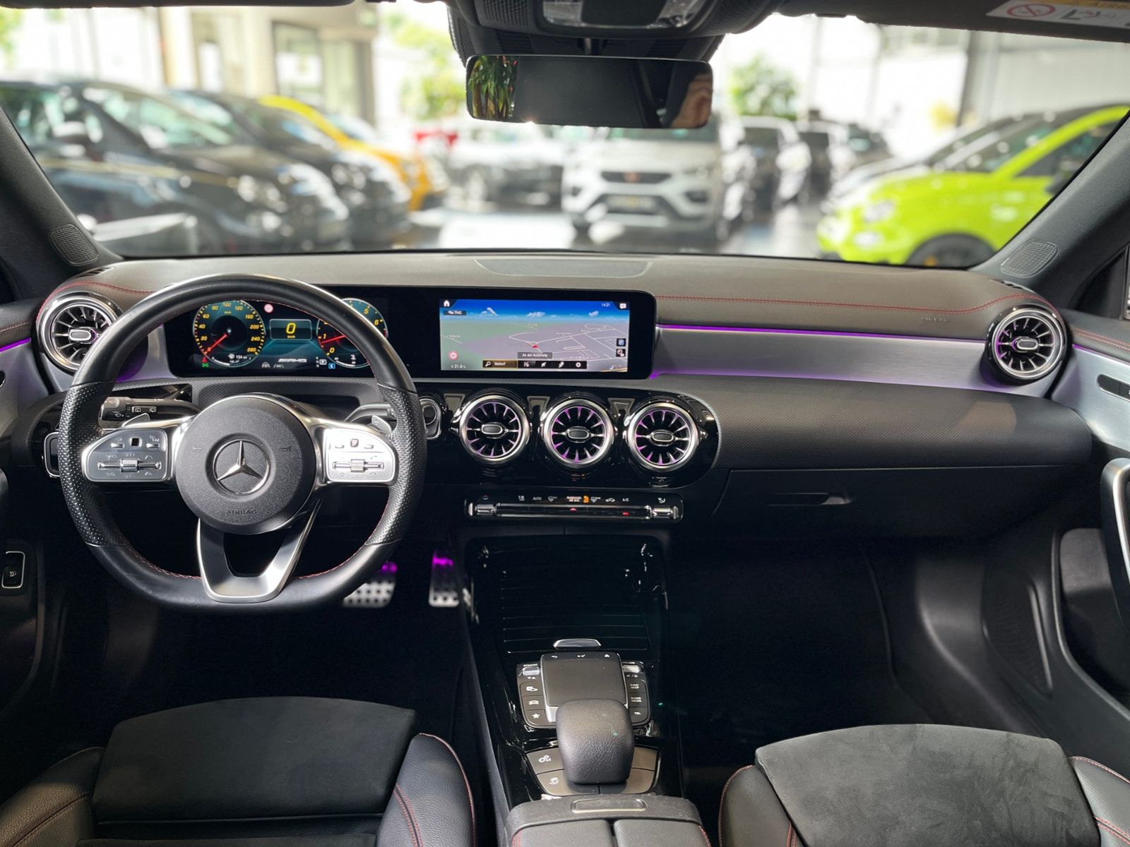 Fahrzeugabbildung Mercedes-Benz CLA -Klasse Shooting Brake 35 AMG 4MAITC 360°