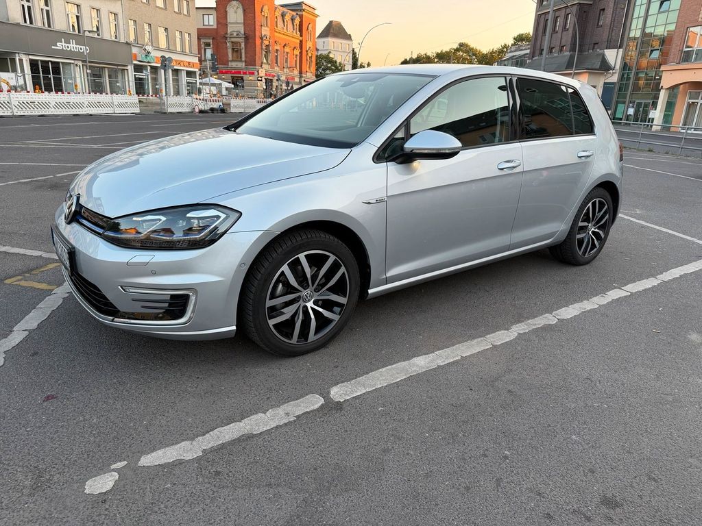 Image of Volkswagen Golf