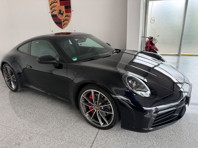 PORSCHE 992 4S - Approved- ACC - Pano- Hinterachslenkung