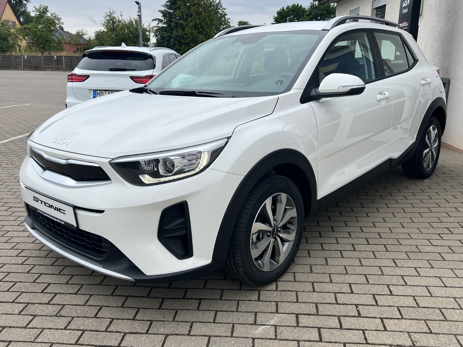 Fahrzeugabbildung Kia Stonic 1.0T GDI DCT Vision