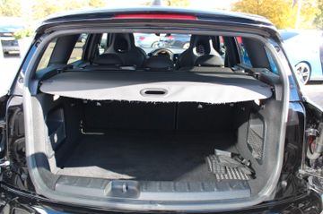 Fahrzeugabbildung MINI Clubman Cooper SD All4 JCW Navi