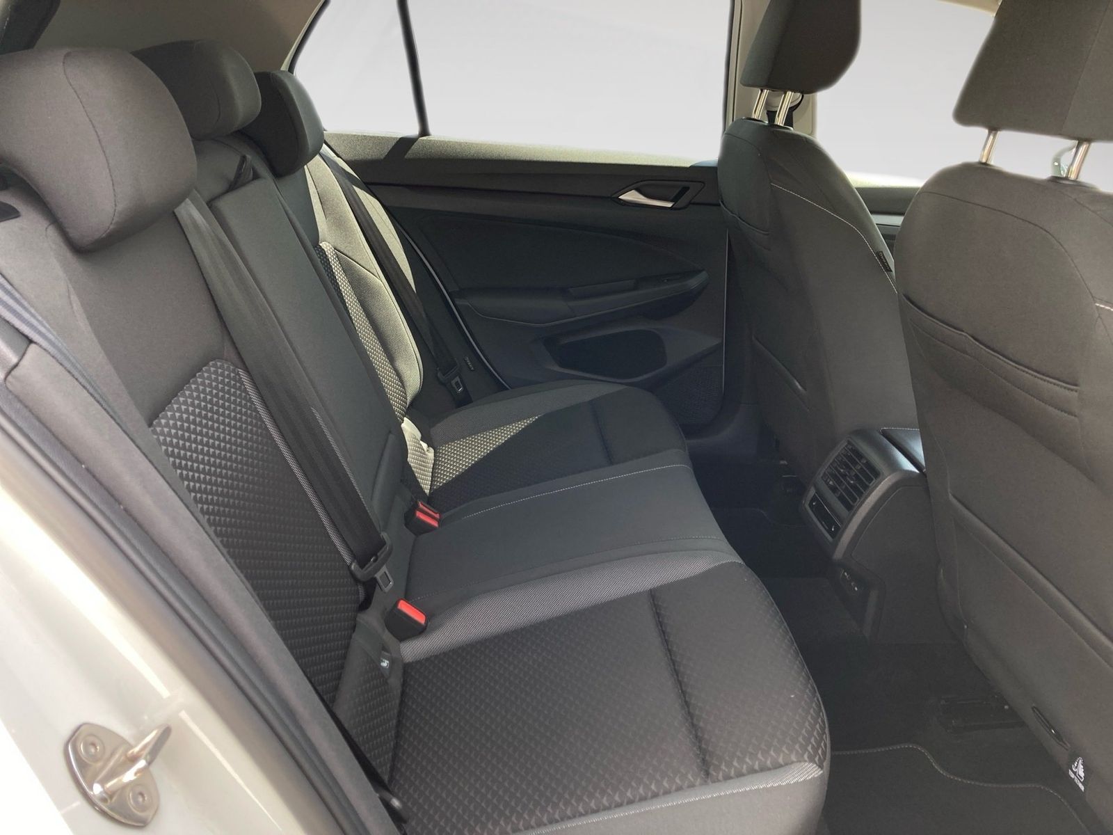 Volkswagen Golf - Bild 10