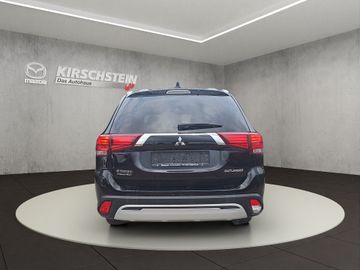 Mitsubishi Outlander - 4