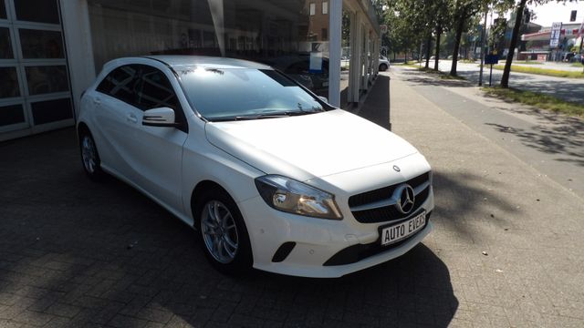 Mercedes-Benz A 180 A -Klasse A 180 BlueEfficiency*Navi*SHZ*