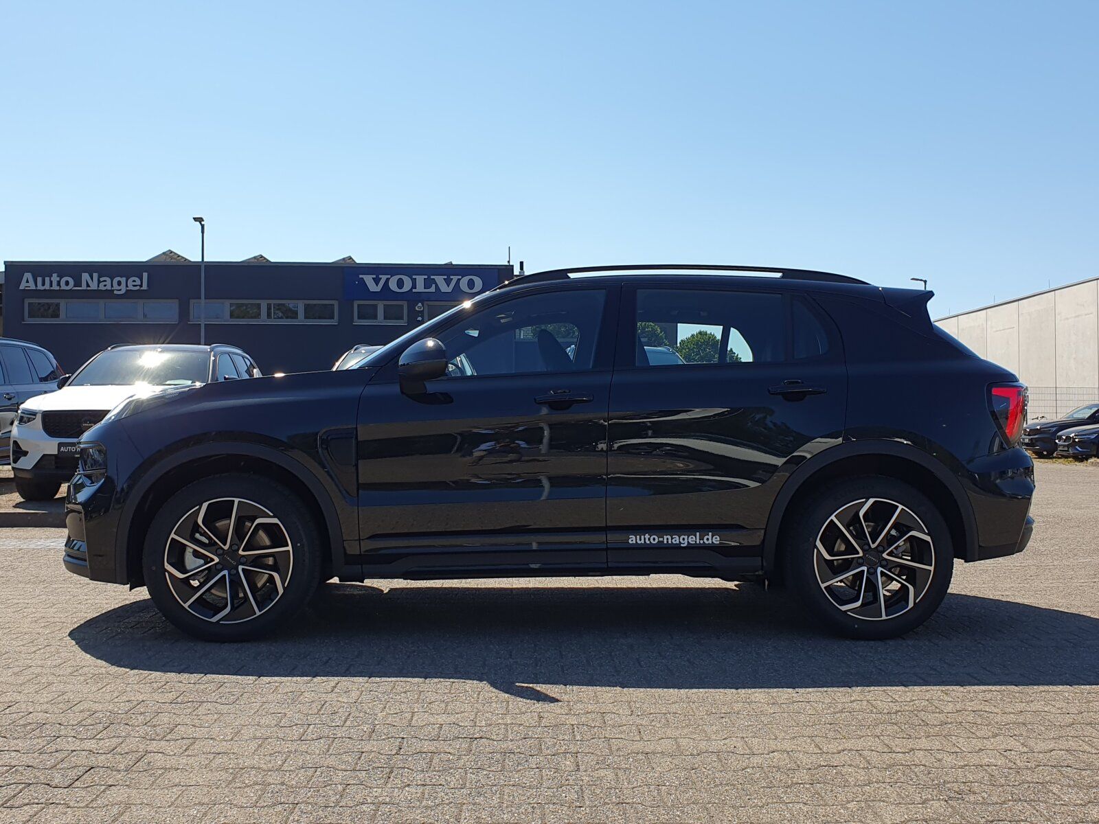 Lynk & Co 01
