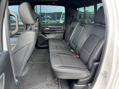 Fahrzeugabbildung Dodge RAM 1500 Gen.5 CrewCab BackCountry Pano U-frei