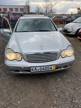 Mercedes-Benz C 180 Kompressor ELEGANCE *Schiebedach* - Mercedes-Benz C 180 mit LPG-Antrieb: Limousine