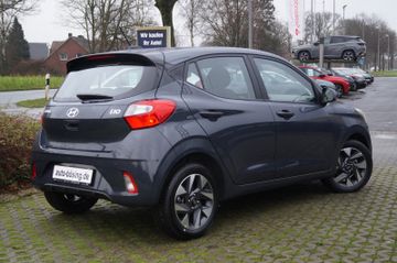 Hyundai i10 1.2 NAVI-ALU15-KAMERA-PDC-NEUES MODELL-