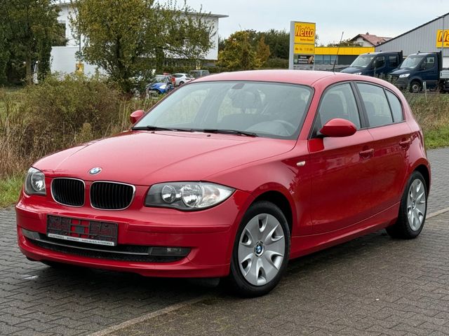 BMW 118d Automatik. Sportpaket T.LEDER*SHZ*1.HAND*