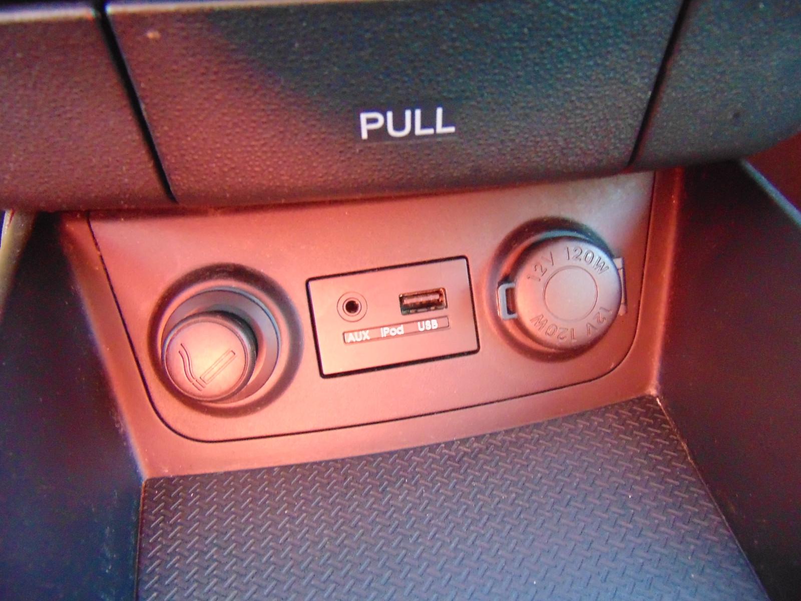 Hyundai i30 2011 — photo 18
