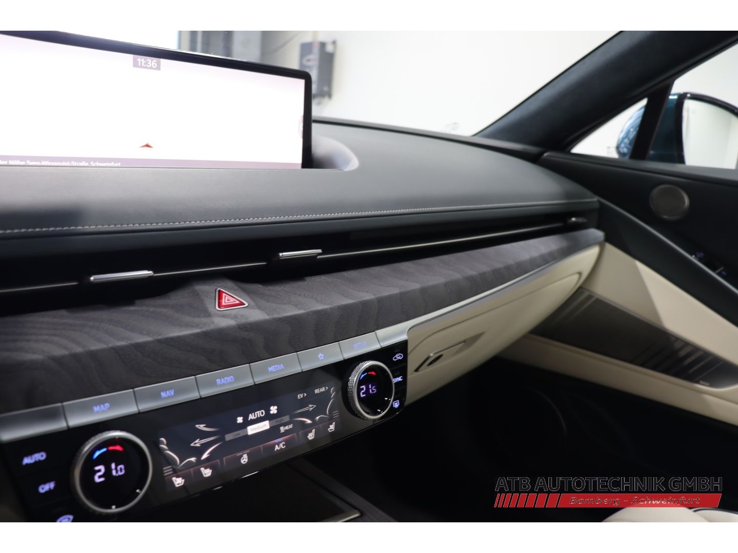 Fahrzeugabbildung Genesis Electrified G80 Luxury 4WD 87,2 kWh 98,3% SOH HU