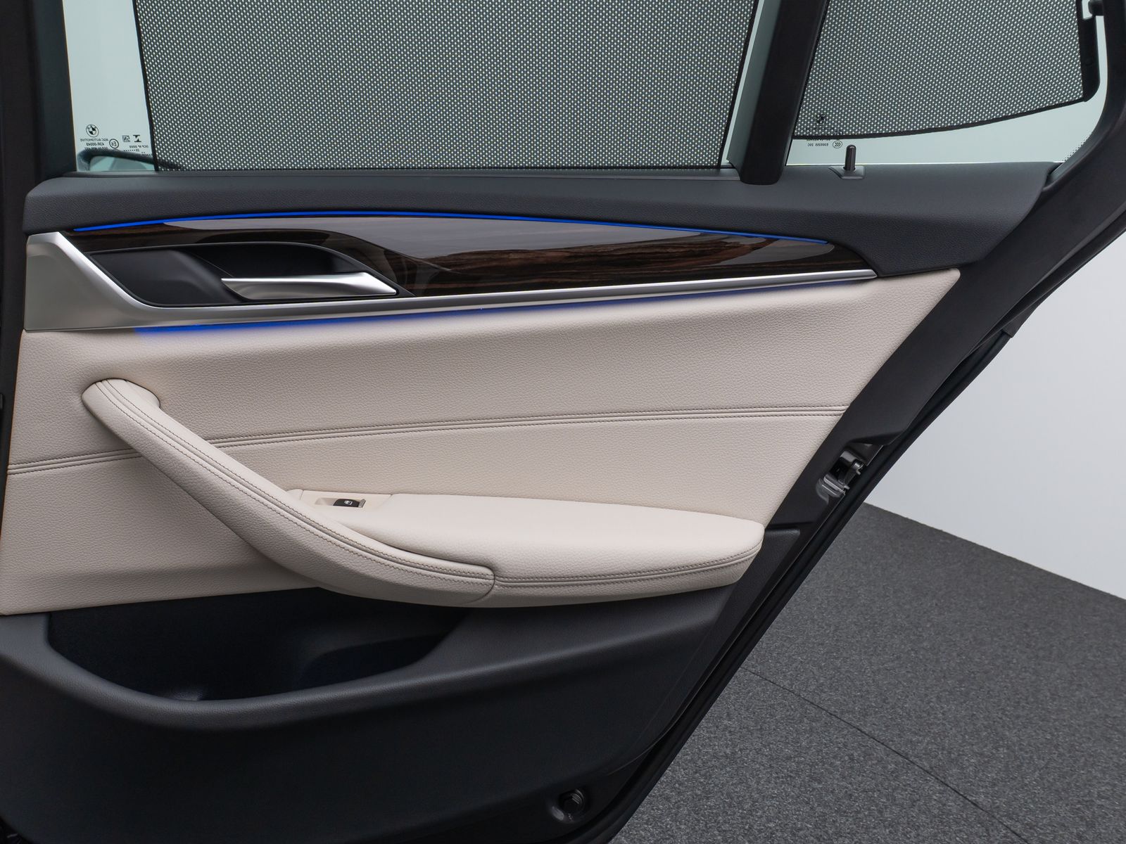 Fahrzeugabbildung BMW 540i xD Panorama 360°DAB Fernlichtassist Sport