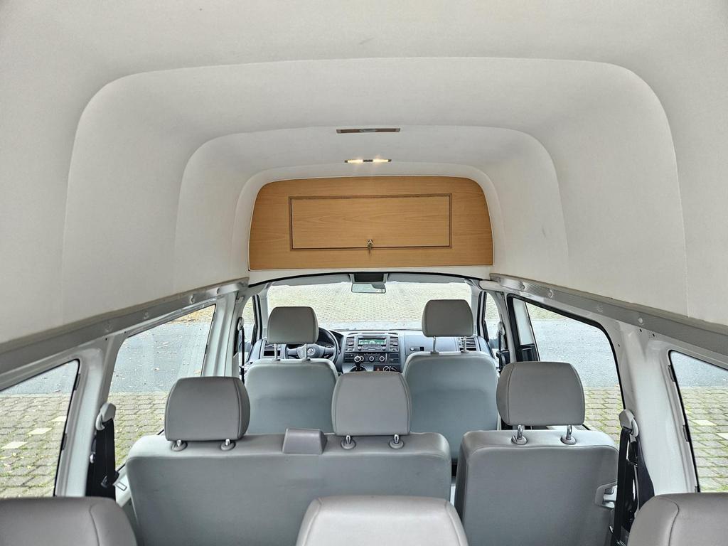 Volkswagen T5 Kombi
