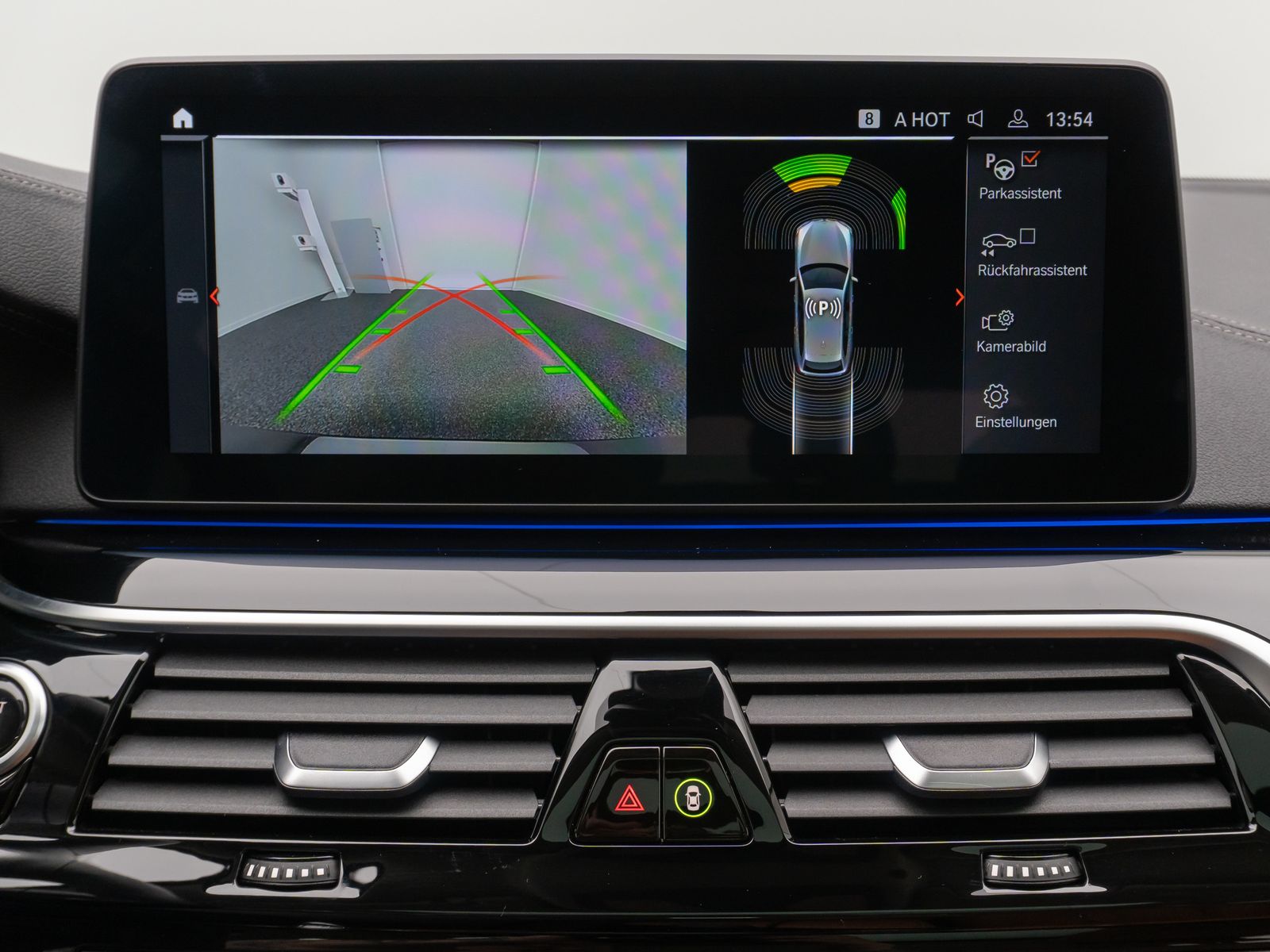 Fahrzeugabbildung BMW 540d xD LuxuryLine HUD Kamera DAB Laser Panorama