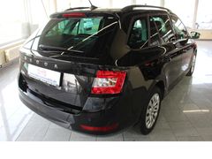 Fahrzeugabbildung Skoda Fabia Ambition,Navi,Sitzheizung,Einparkhilfe,Top
