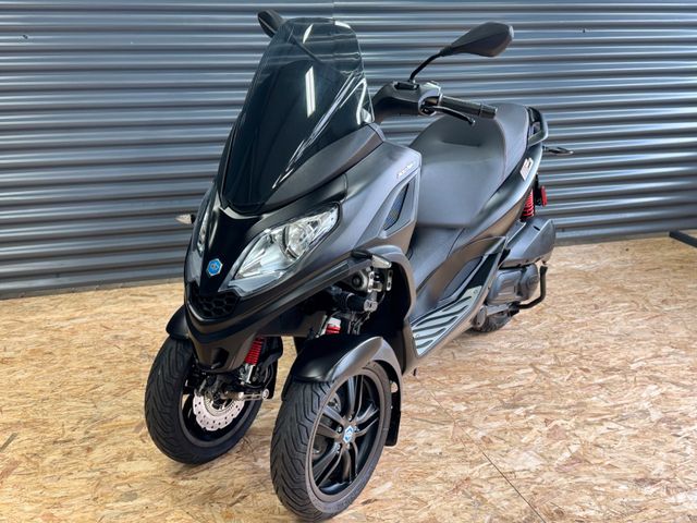 Piaggio MP3 300 HPE Sport 1.Hand