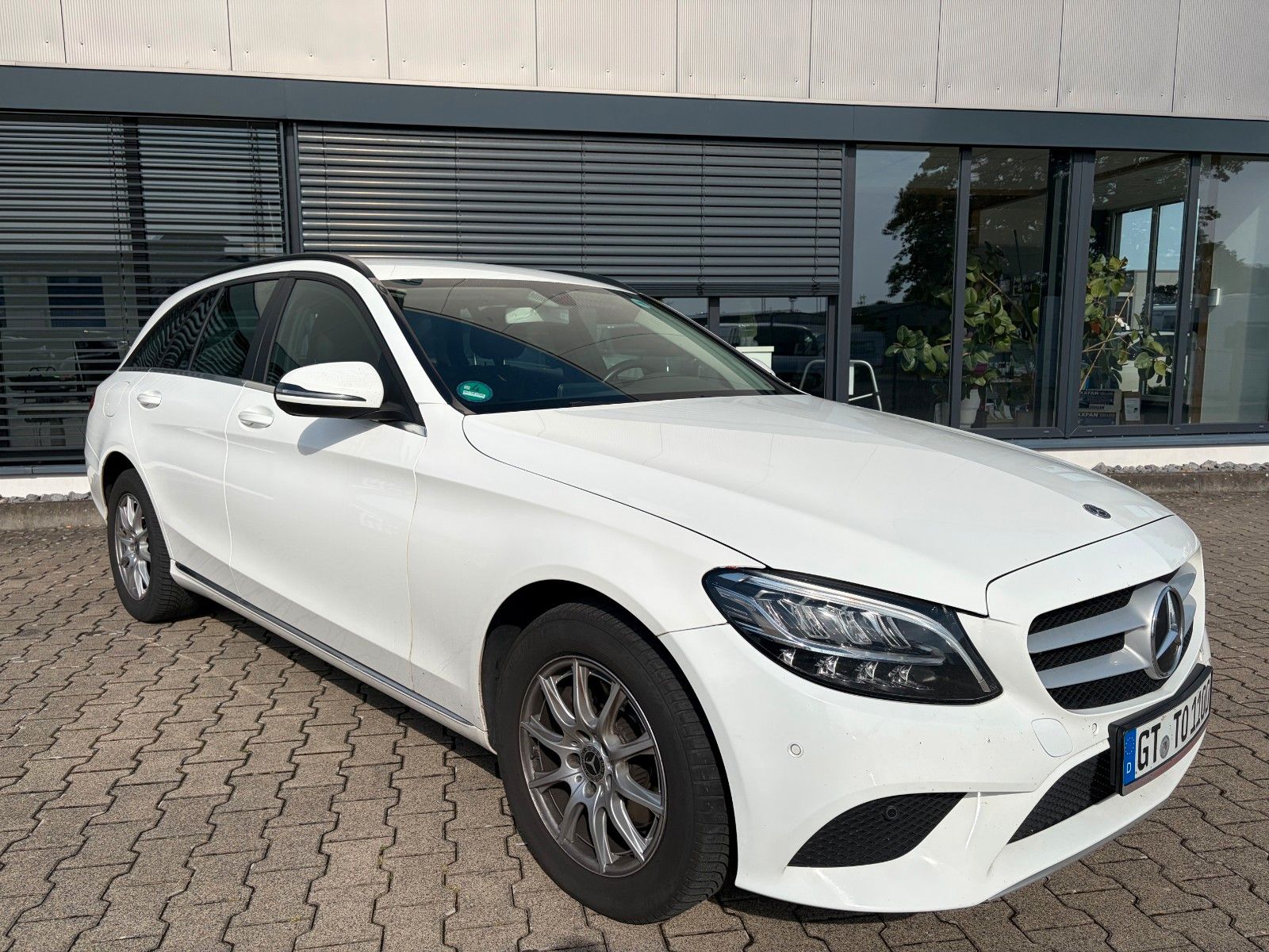 Fahrzeugabbildung Mercedes-Benz C 220 T CDI