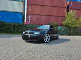 Volkswagen Golf 1.8T GTI GTI - Volkswagen Golf aus 2001 mit Benzin-Antrieb: Limousine