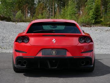 صورة 8 لـ 2019 Ferrari GTC4LUSSO