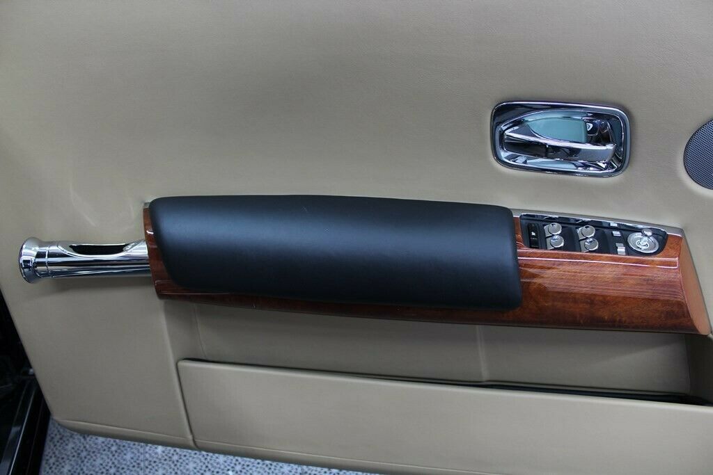 Fahrzeugabbildung Rolls-Royce Phantom Coupé/STERNENHIMMEL/TWO TONE/BESPOKE