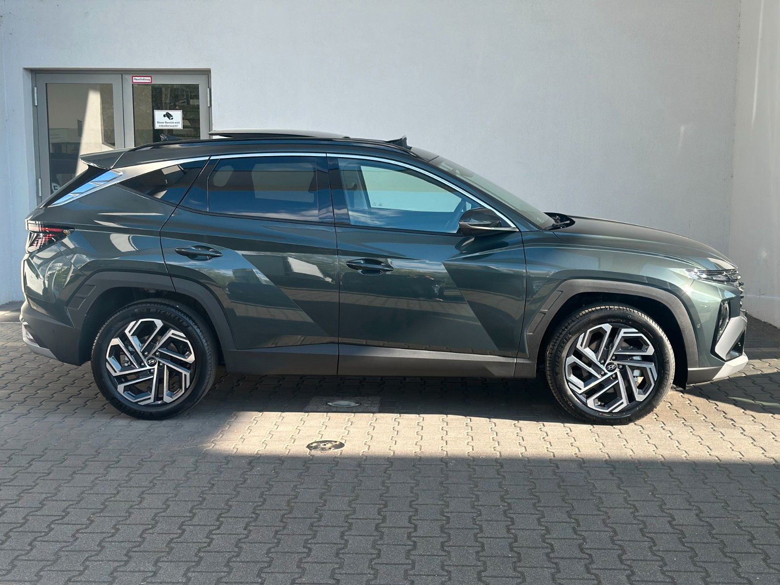 Fahrzeugabbildung Hyundai Prime Hybrid Panorama/Navi/Leder!