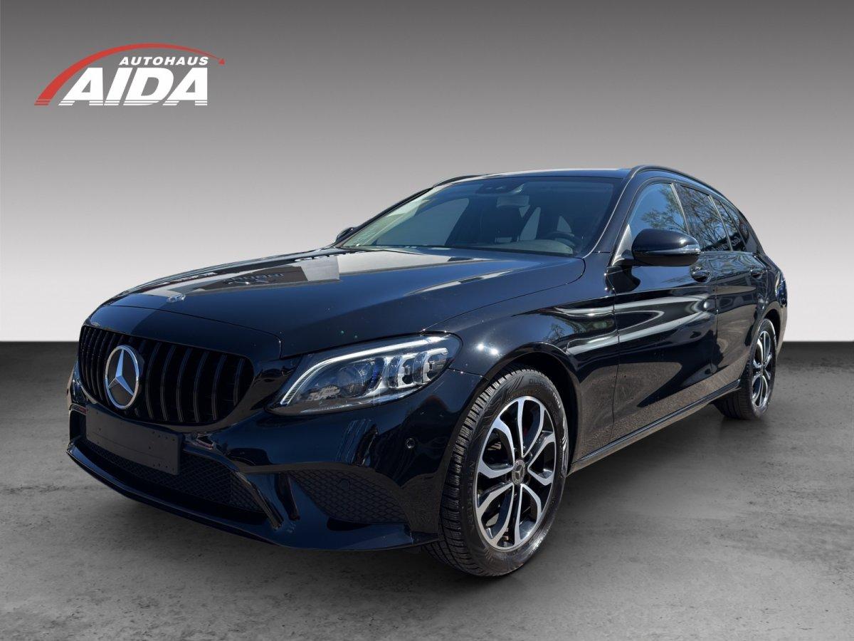 Mercedes-Benz C 180 CGI Advantage