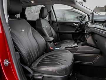 Ford Kuga 2.5 Plug-In Hybrid Vignale Parkautomatik