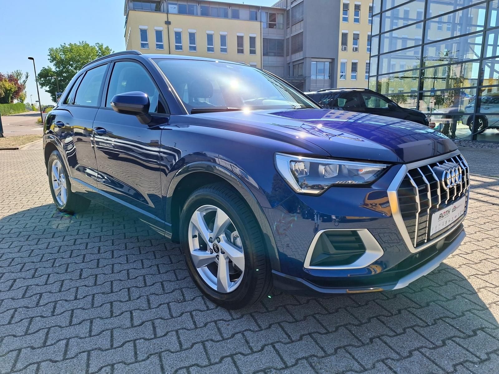 Audi Q3 40 TFSI *Quattro*NAVI*ACC*AHK*Alu* foto 9