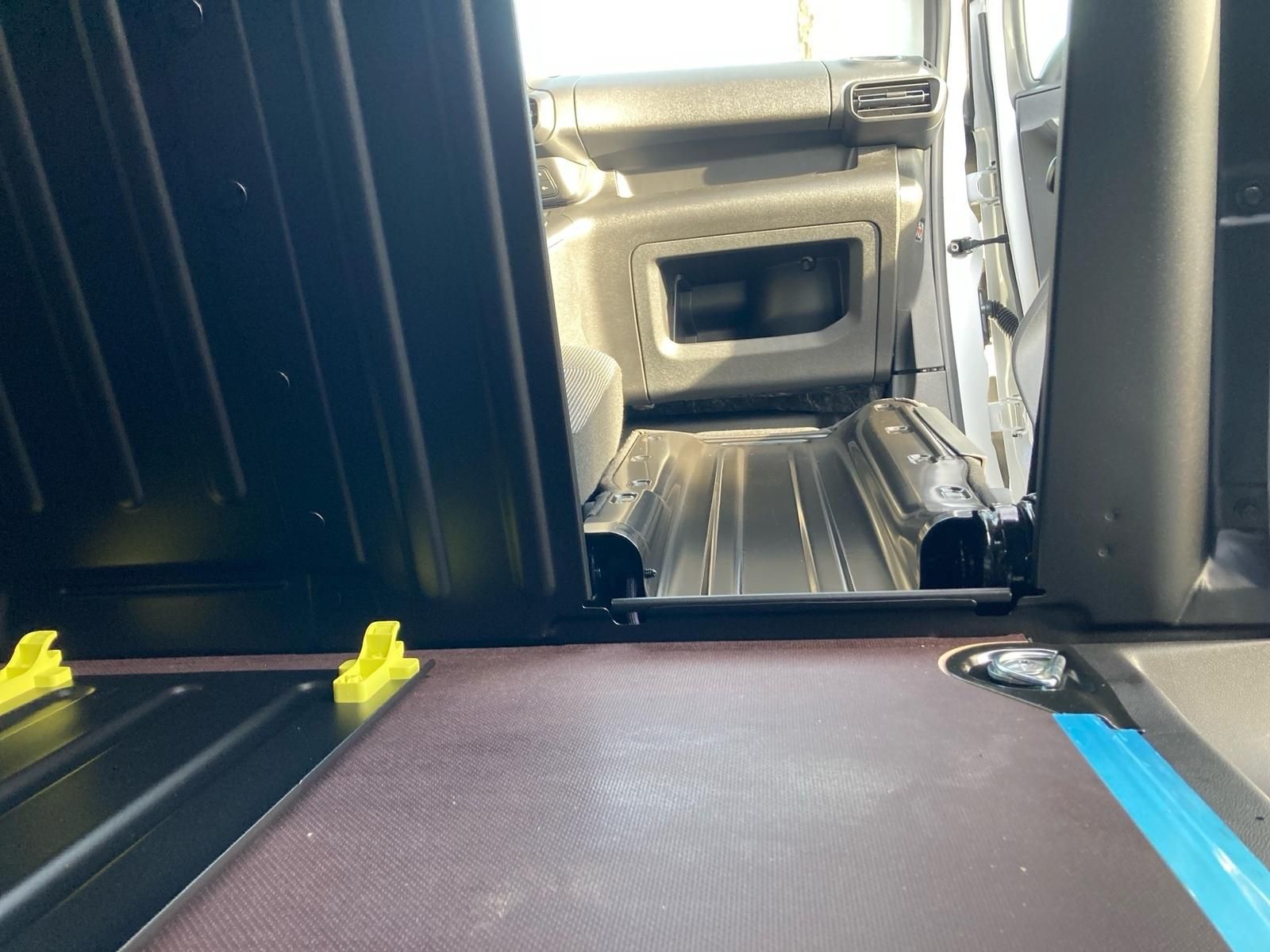 Fahrzeugabbildung Fiat e-Doblo L2 50 kwh 100 KW Kastenwagen