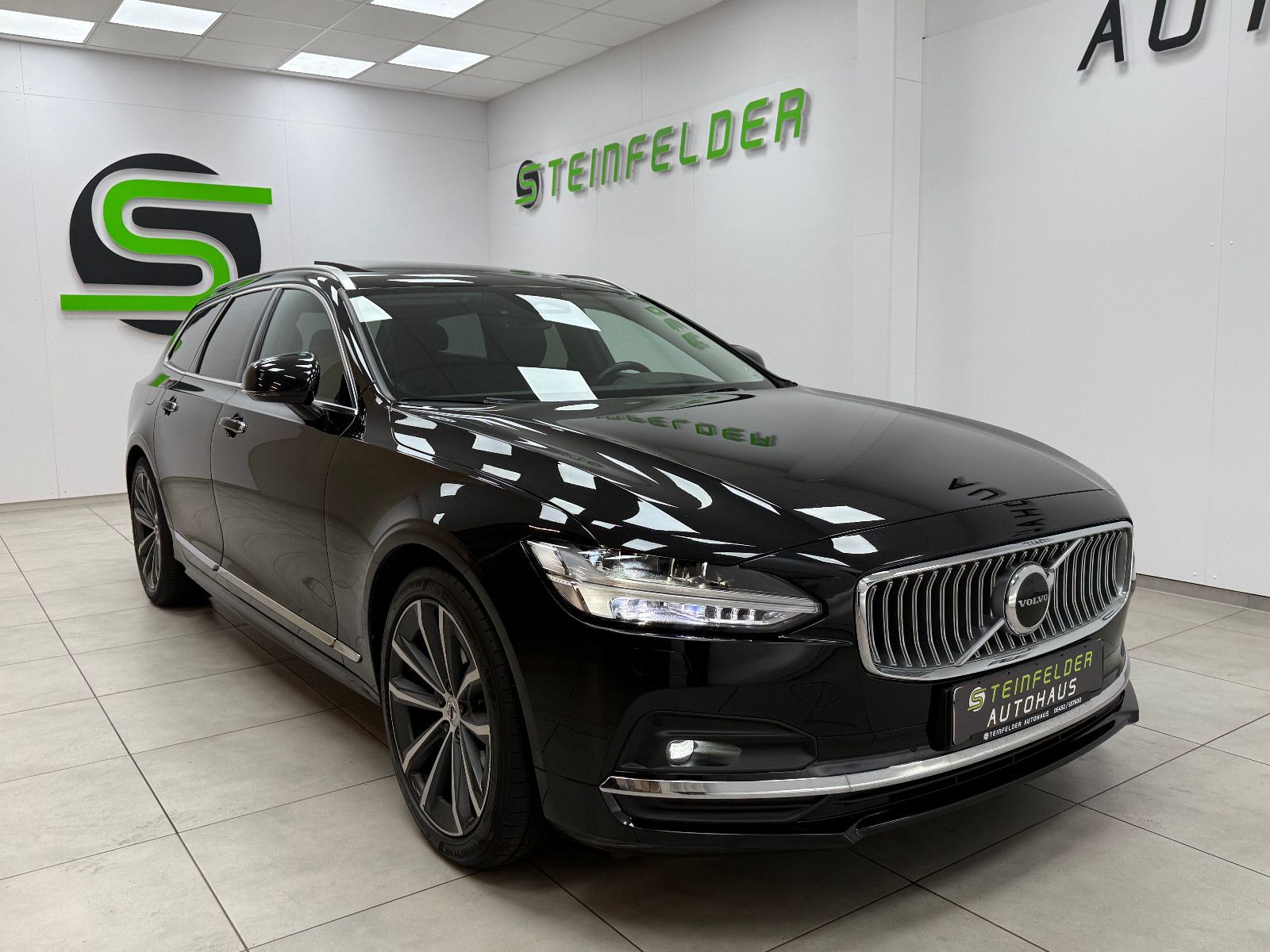 Volvo V90 - 1