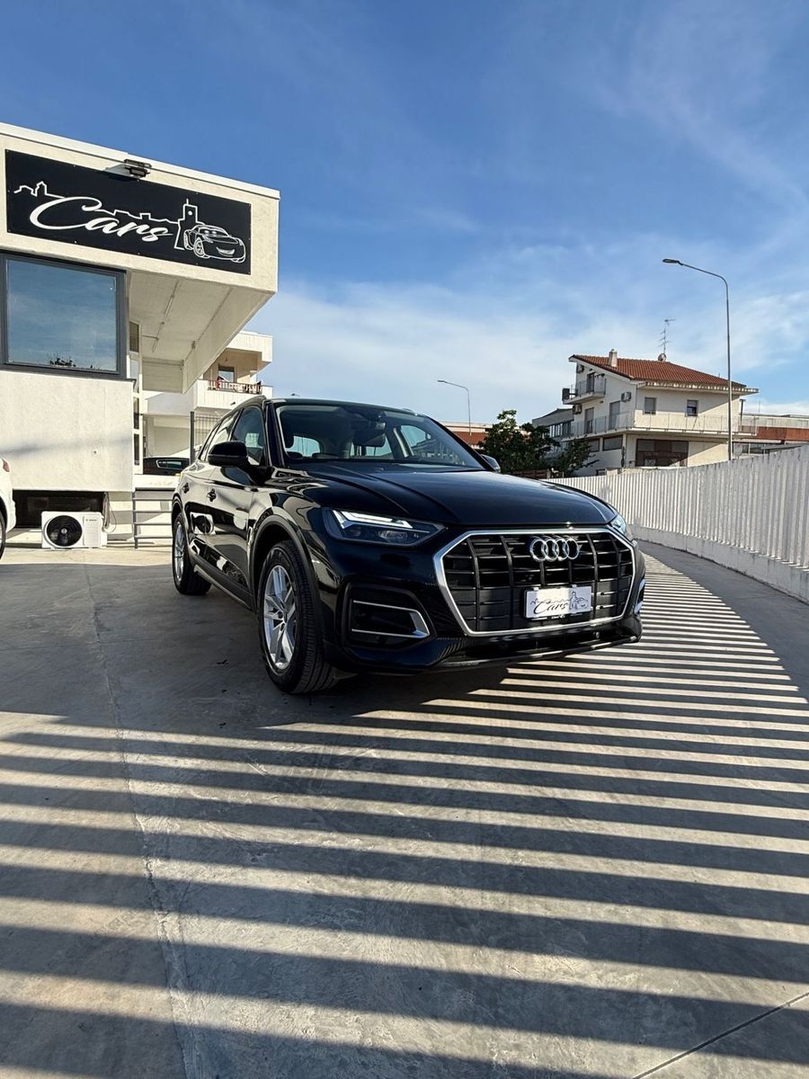 AUDI Audi Q5 30 TDI S tronic line plus