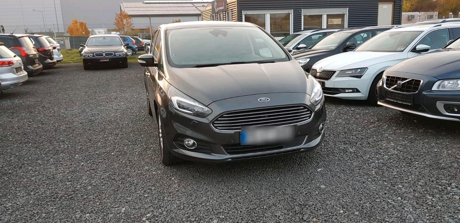 Ford S-Max