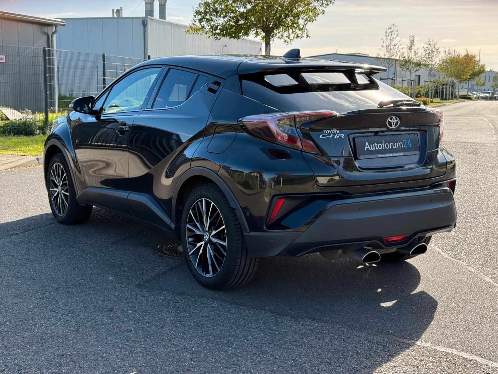 Toyota C-HR Hybrid Lounge*Garantie*Klima*PDC*SHZ*LED* imagem 3