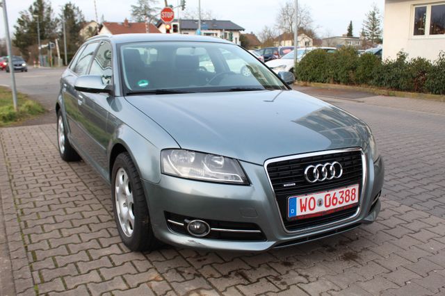 Audi A3 2.0 TDI (DPF) quattro Ambiente