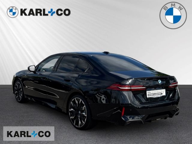 BMW 520 dA xDrive Limo M-Sport StandHZG ACC 360Kamer foto 3