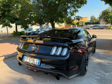 Ford Mustang - 6