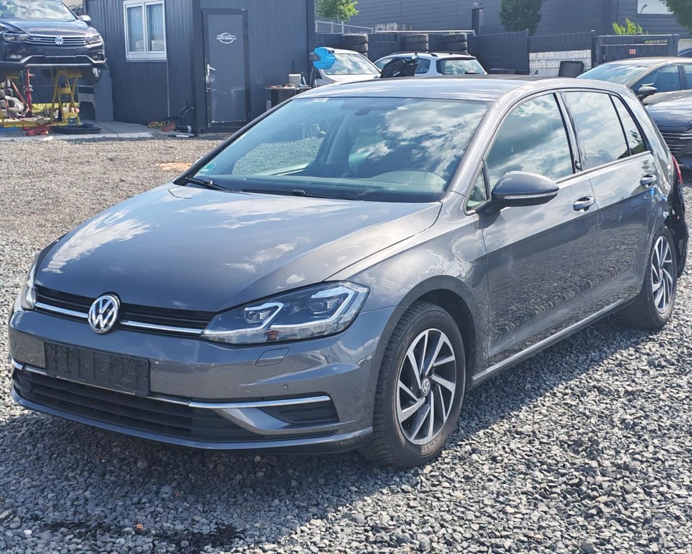 Volkswagen Golf 7 Sound-1.0TSI-EU6-LED