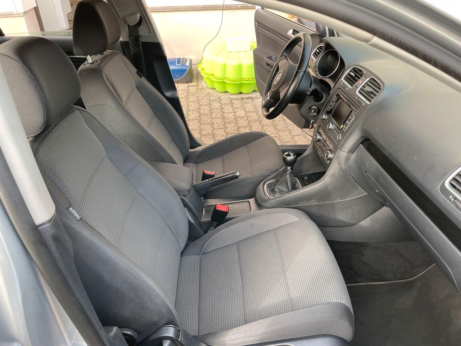 Volkswagen Golf 2010 — photo 9