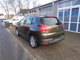 Peugeot 3008 Active Panoramad. Alu Klimaautom. Alu AHK - gebrauchte Peugeot 3008 aus dem Jahr 2011