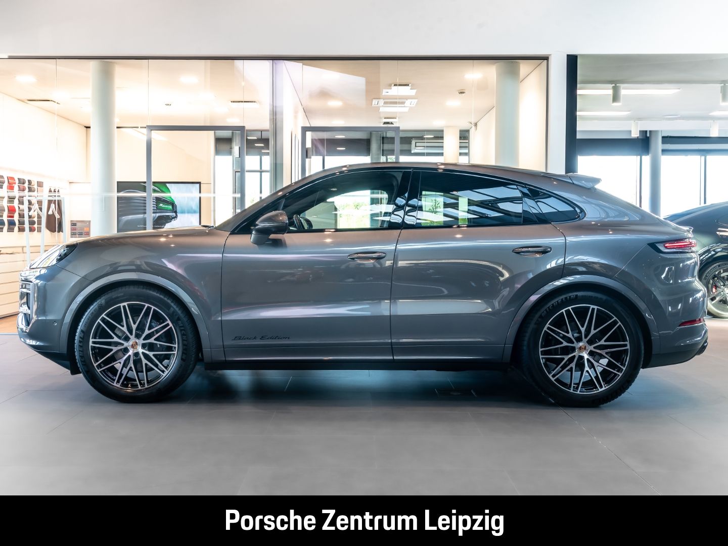 Porsche Cayenne Coupe Black Edition PDCC Sitzlüftung HA foto 2