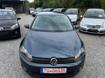 Volkswagen Golf - 8