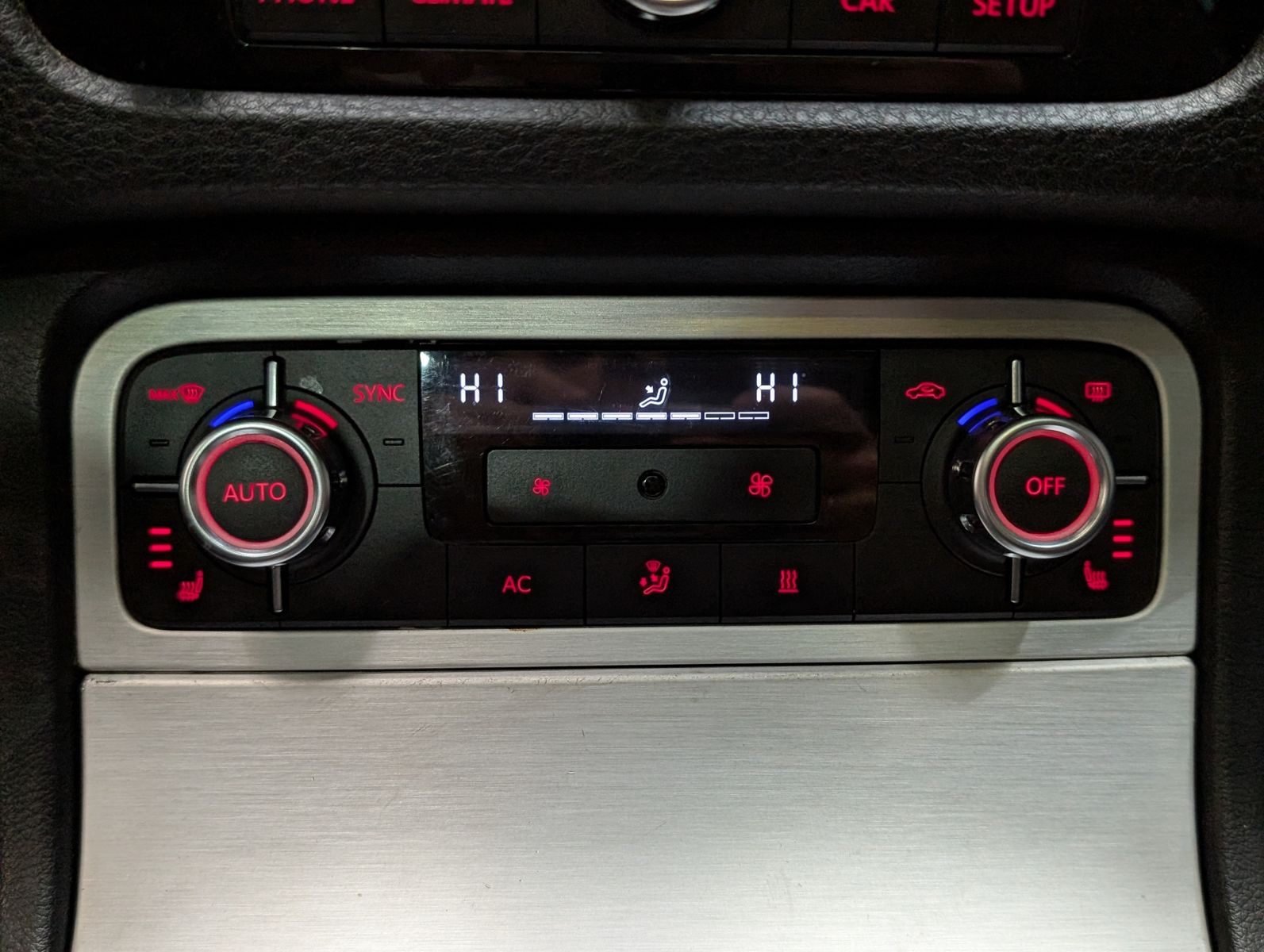 Fahrzeugabbildung Volkswagen Touareg 3.0 TDI BMT StandHzg. Cam Pano ACC AHK