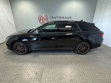 Fahrzeugverkauf 5 Seat Leon Sportstourer 1.5 FR Black Ed. AHK Kamera