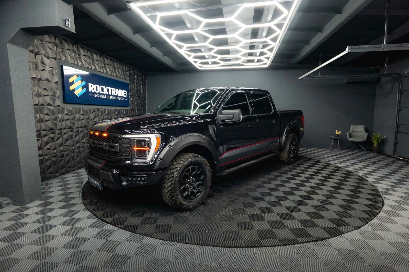 Fahrzeugabbildung Ford F150 5.0L V8 4x4 Offroad SuperCrew RAPTOR 19%