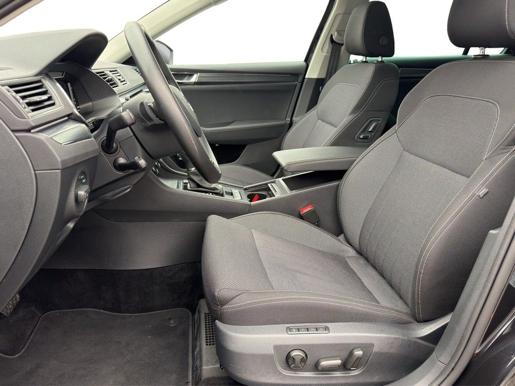 Skoda Superb - Bild 11