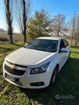 Chevrolet cruze - Chevrolet Cruze: Weiß