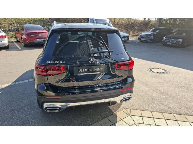 Mercedes-Benz GLB 220