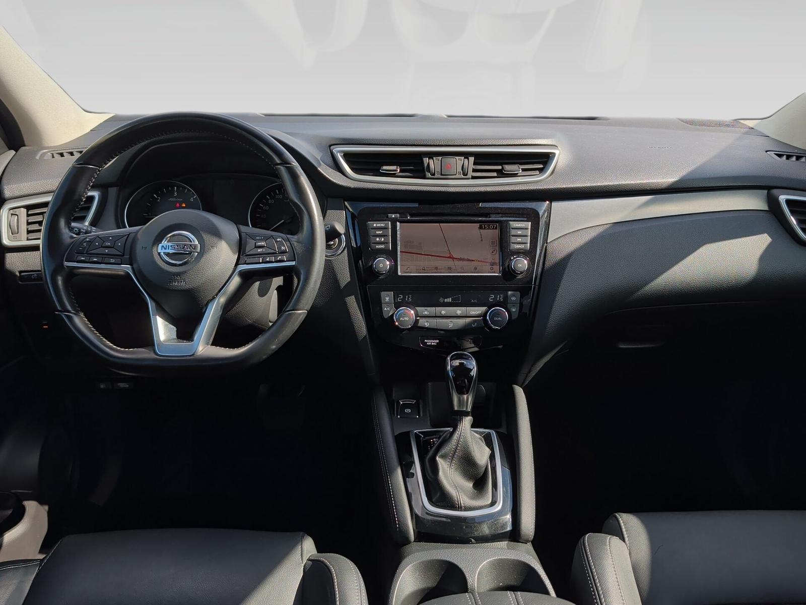 Nissan Qashqai dCi Xtronic tekna Pano+19Z+Navi+eSitz+36